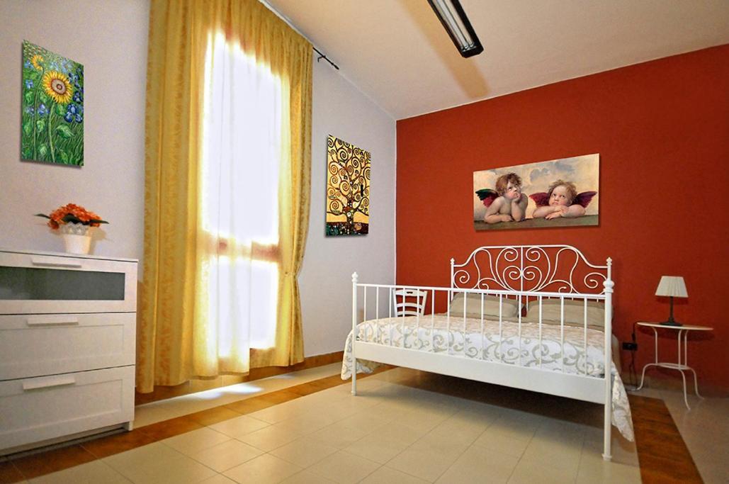 Palazzo Sul Corso-Charming Appartaments Бриндизи Экстерьер фото